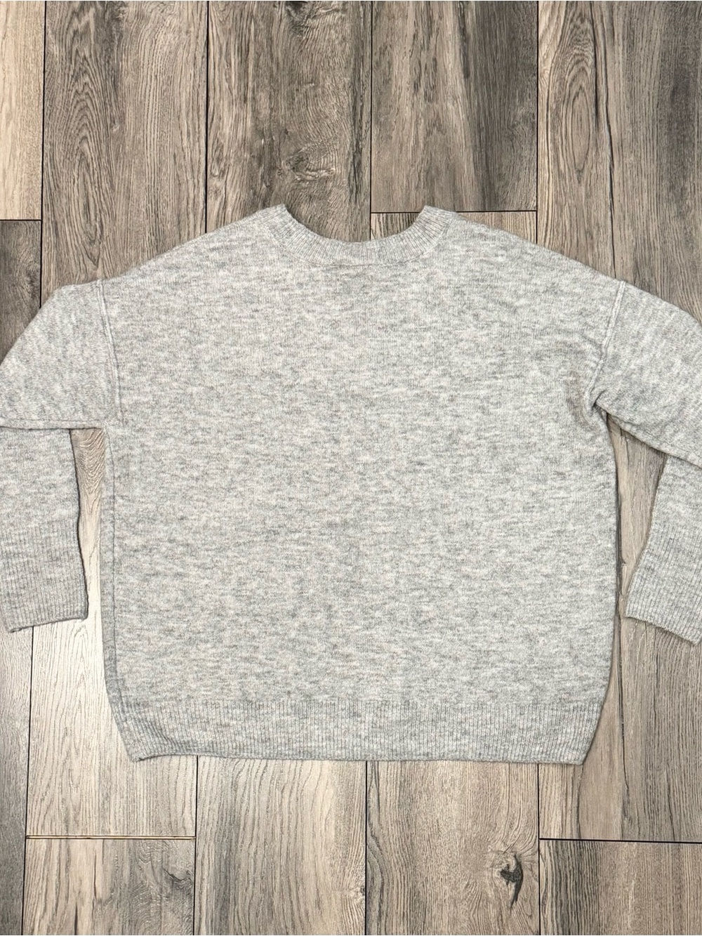 Vince Camuto Gray Red Heart Sweater Women’s S Valentine Oversized Knit - Picture 7 of 7